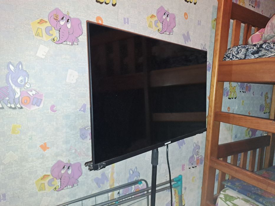 Телевизор сломанный обмен