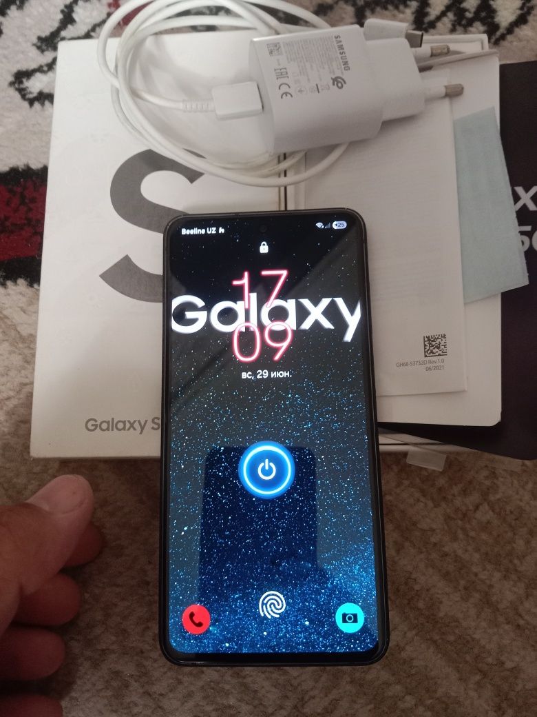 Samsung S21 FE 5G  6+6/128 gb