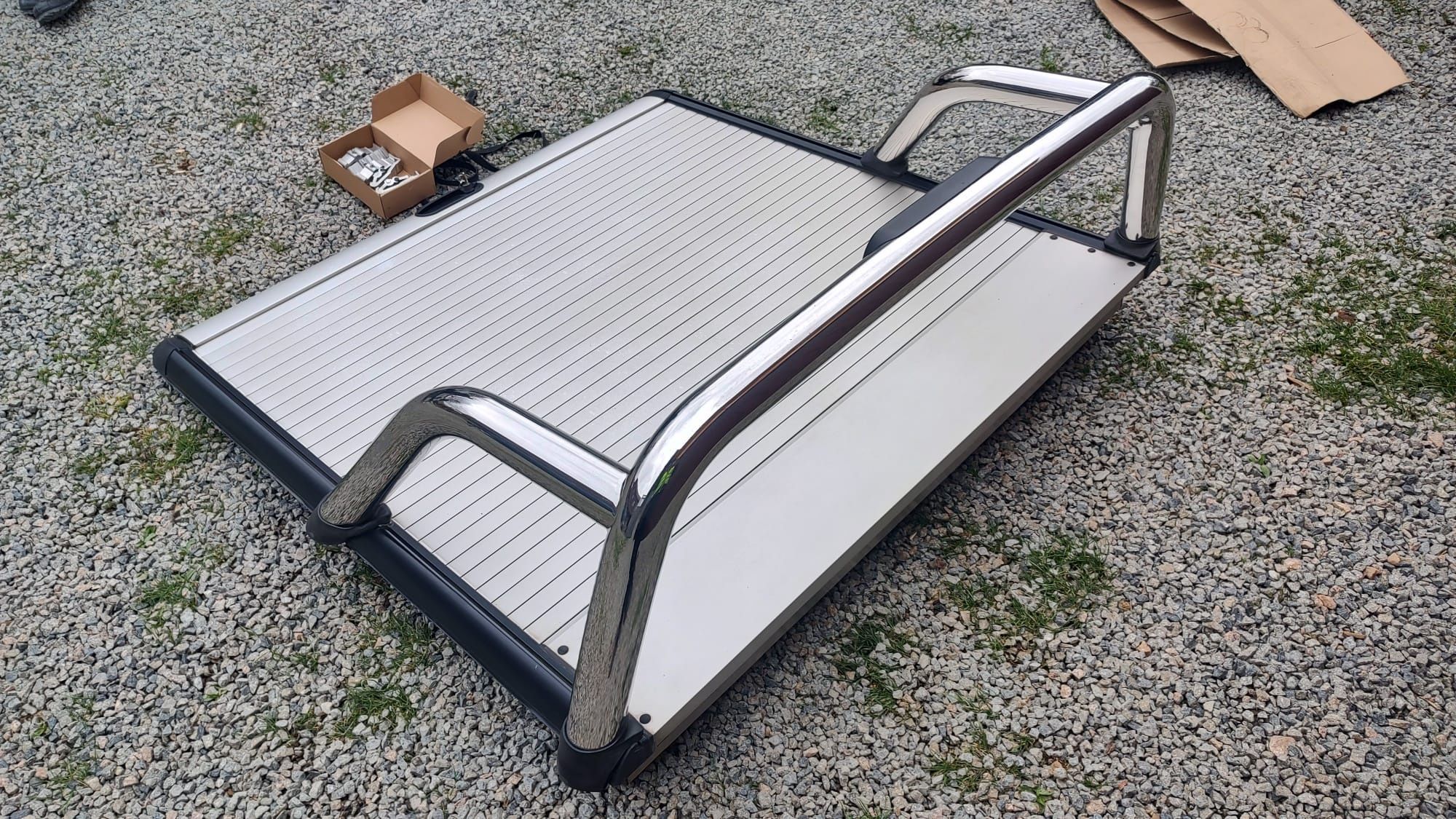 Vând închidere benă,Rulou,hardtop,două modele Ford Ranger,rollbar