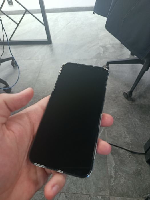 Iphone 13 Pro sotiladi