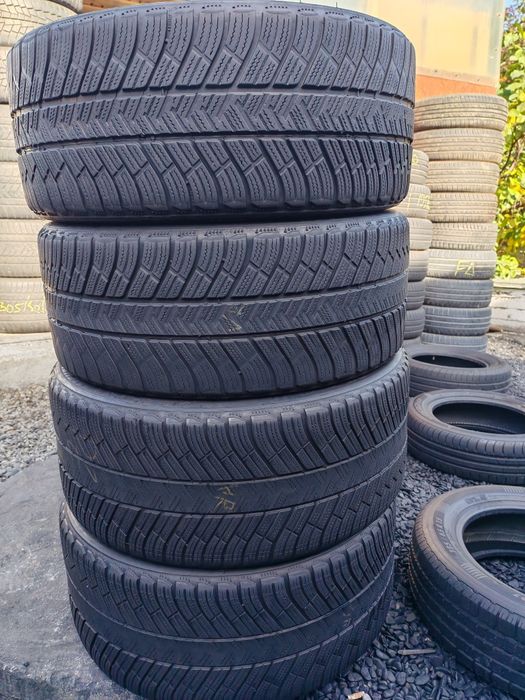 235 40 19,cu 265 40 19, câte 2buc iarna Michelin Pilot Alpin PA4,5mm