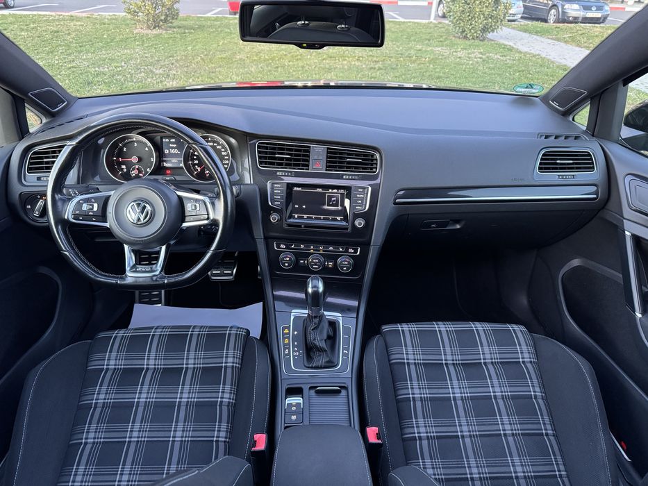 Volkswagen Golf 7 GTD / Sport&Sound / 2015 / Panoramic / Dynaudio /