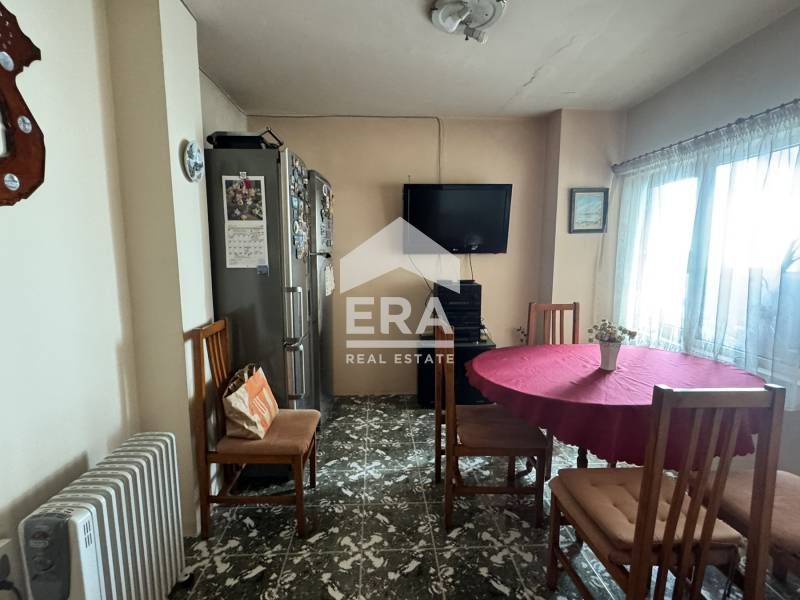 Продава се Четиристаен апартамент в Варна, Чаталджа - 144 кв.м за 1694 €/кв.м - Снимка #3