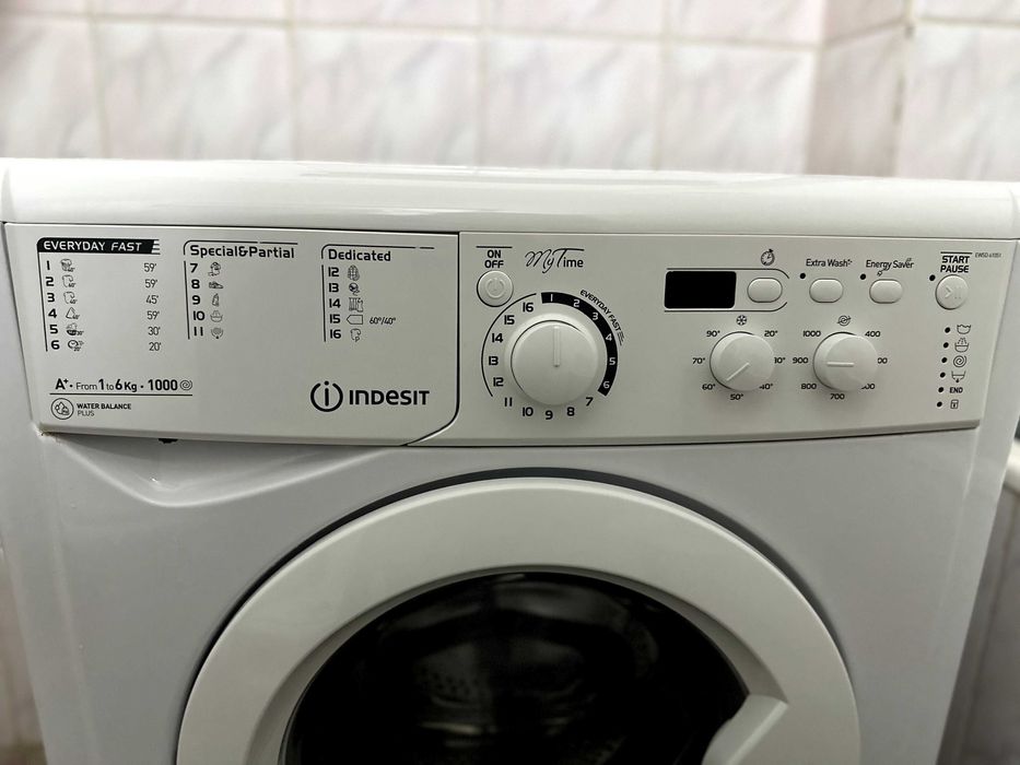 Mașină de spălat rufe slim Indesit EWSD 61051