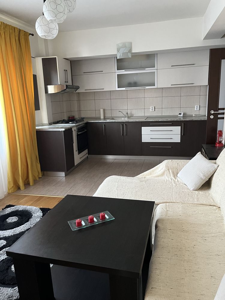 Apartament de inchiriat zona Zamca