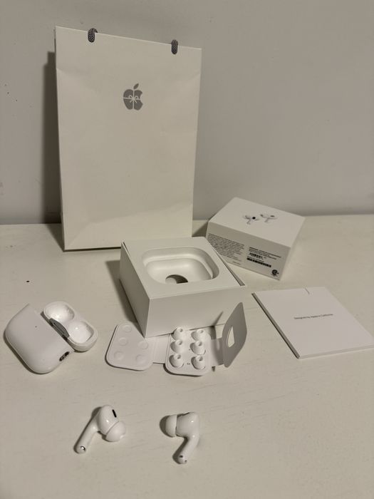 Airpods Pro 2nd Generation 100% автентични noise cancellation