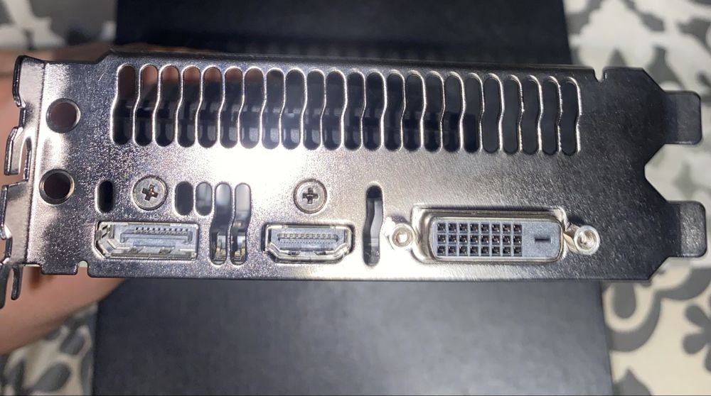 Vând placă video ASUS GeForce GTX 1050 Ti 4GB GDDR5 (Phoenix Series)