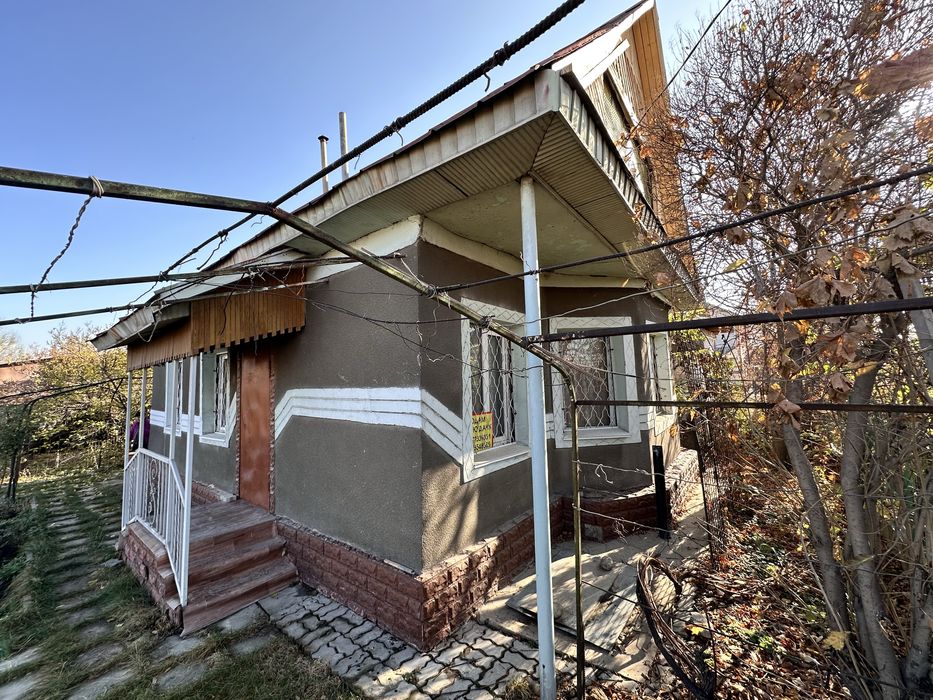 Продам дачу Кирпичный дом