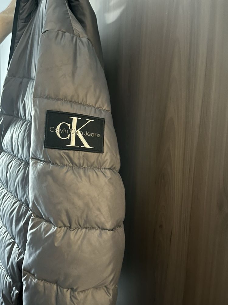 Зимно яке Calvin Klein Jeans