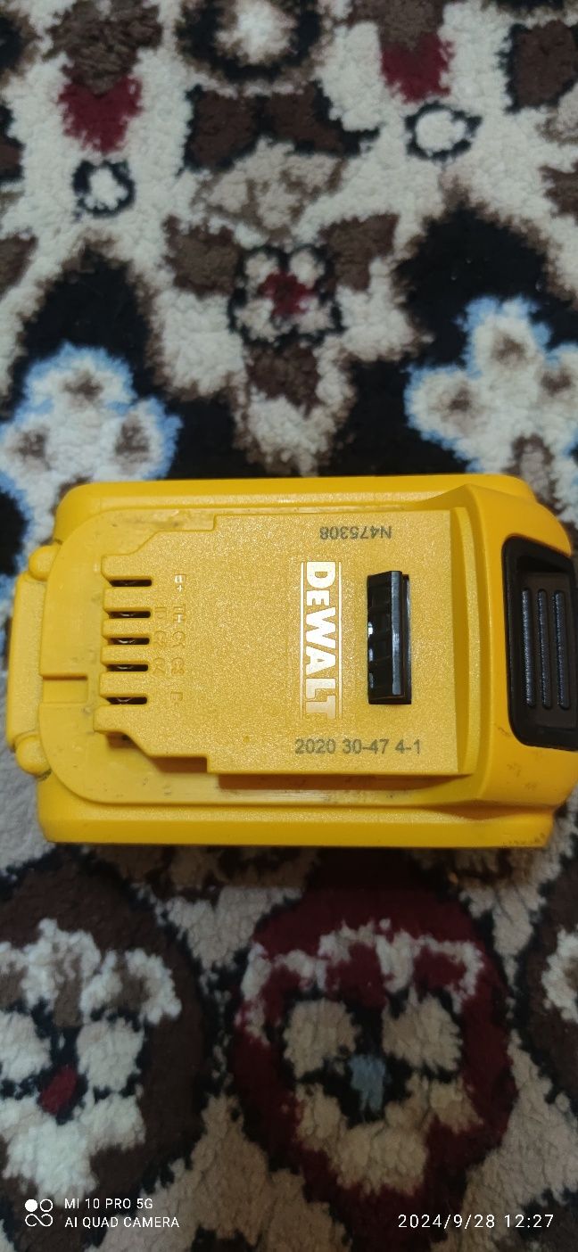 DEWALT.  ariginal.. evropaniki.