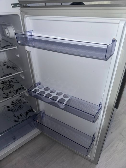 Продается холодильник