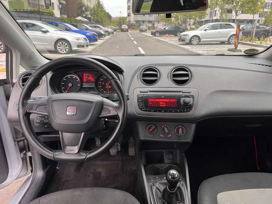 Seat ibiza 2012 Euro 5 benzina 1.2 MPI 70 cp ideala pentru oras
