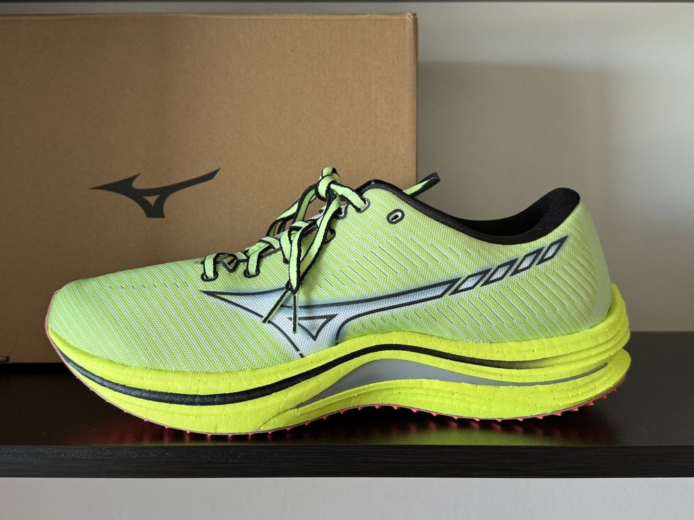 Mizuno Wave Rebellion Налични 44н 28.5см/44.5н 29см/46н 30см Стелка