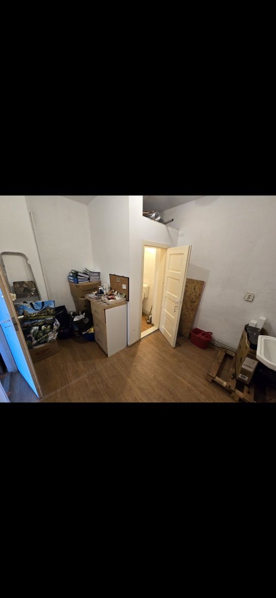 Spatiu comercial Resita Piața Sud