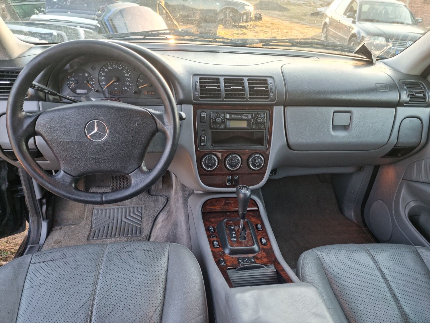 Mercedes ml270cdi 2004g face на части