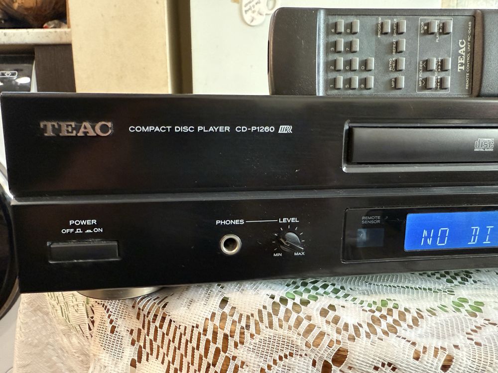 Teac CD-P1260 player MP3