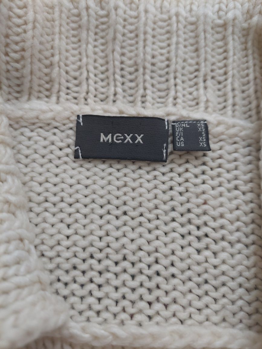 Beige în Mexx&HM 8-10 ani