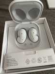 Casti samsung galaxy buds live