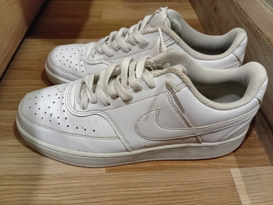 Papuci Nike court vision