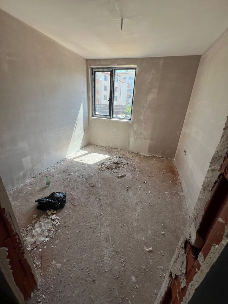 Продава се Едностаен апартамент в Благоевград, Освобождение - 65 кв.м за 17 €/кв.м - Снимка #3