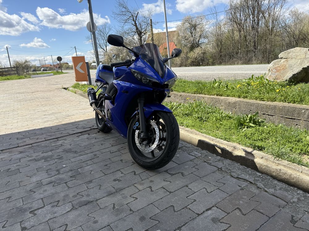 De vanzare yamaha r6
