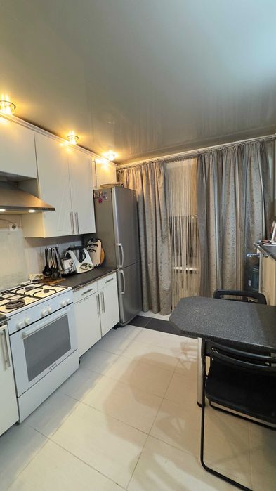 Продам 4 ком. квартиру р-н маг.АРС