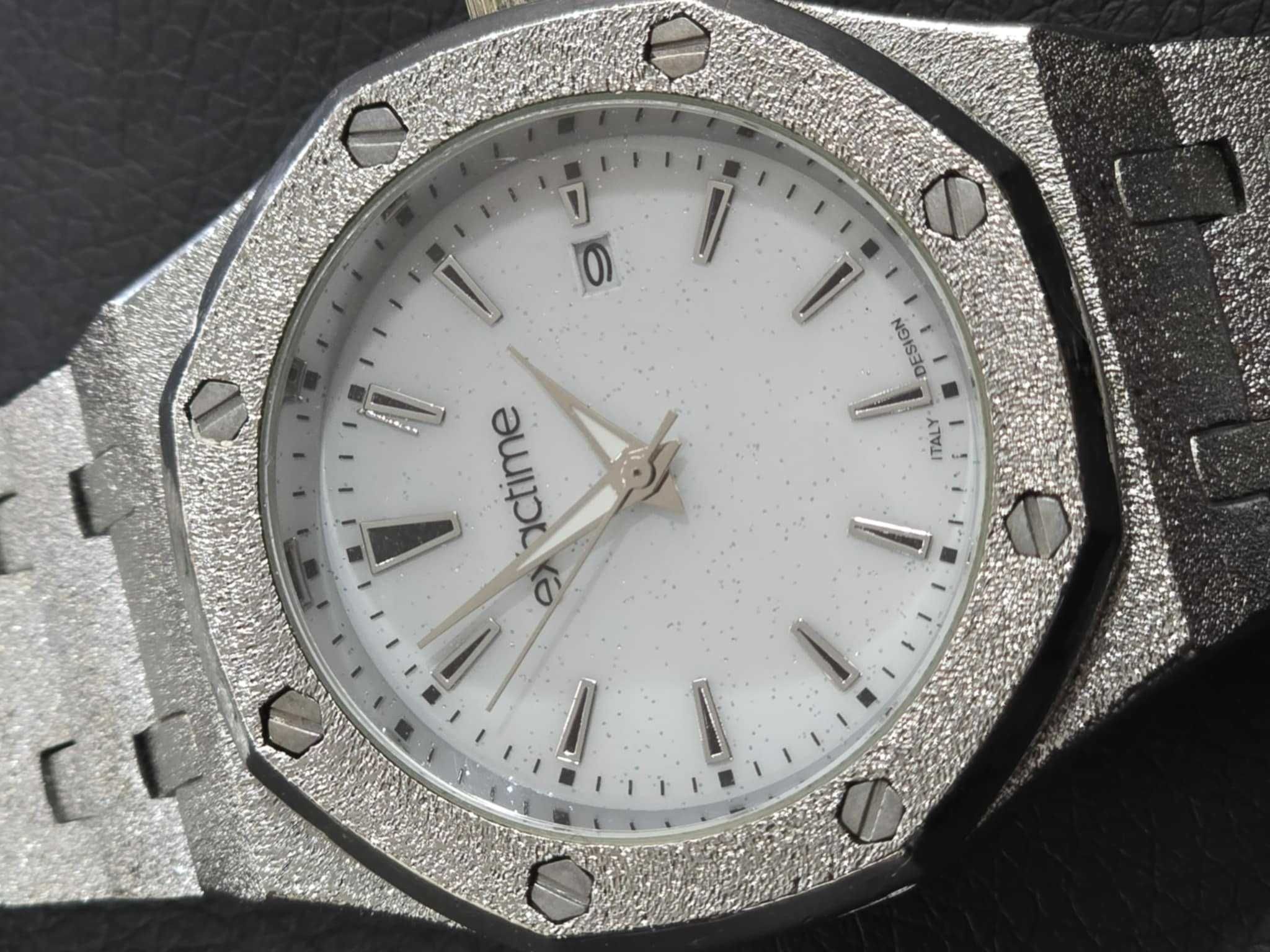 Продавам мъжки часовник Еxactime