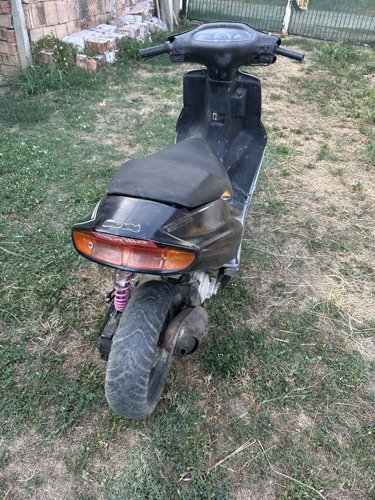 aprilia sr50 на части