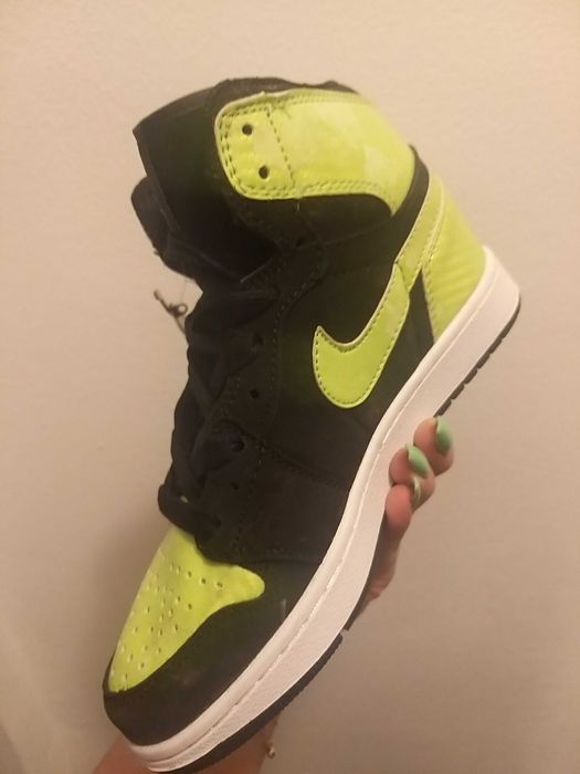 Adidasi Jordan marimea 37