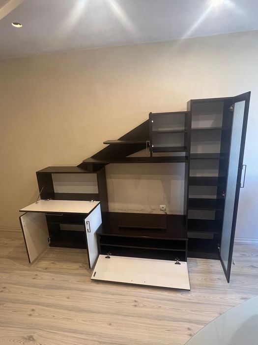 Масивна Холна секция в бежово и кафяво