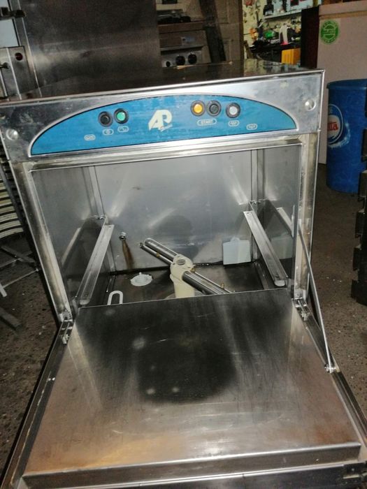 Bucătărie completa de pizzerie