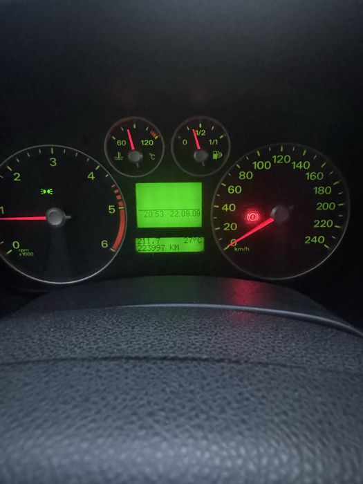 Ford Focus 2 Ghia 1.6 TDCI