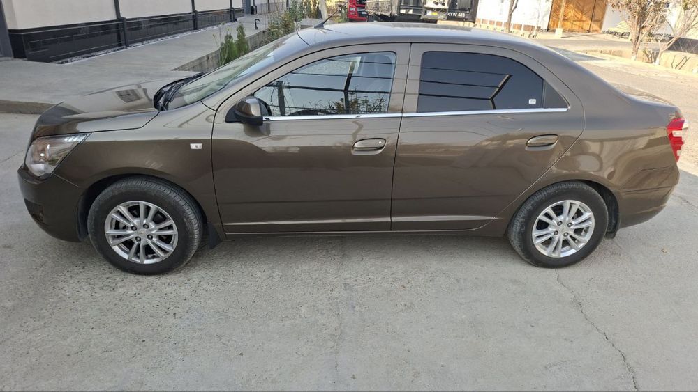 Chevrolet Cobalt 2023