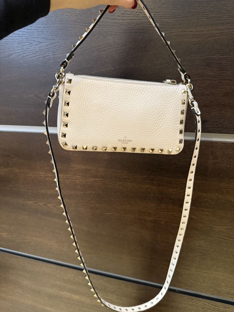 Valentino Garavani Rockstud Оригинална Чанта