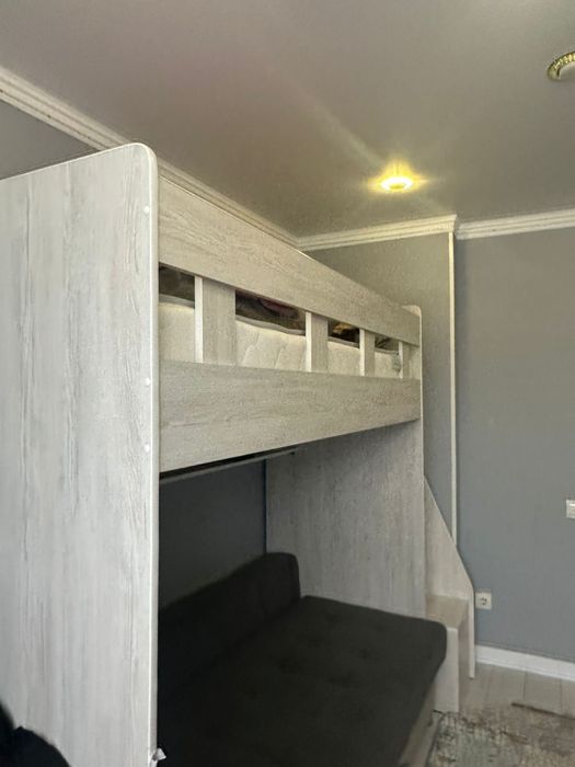 Кровать двухярусная