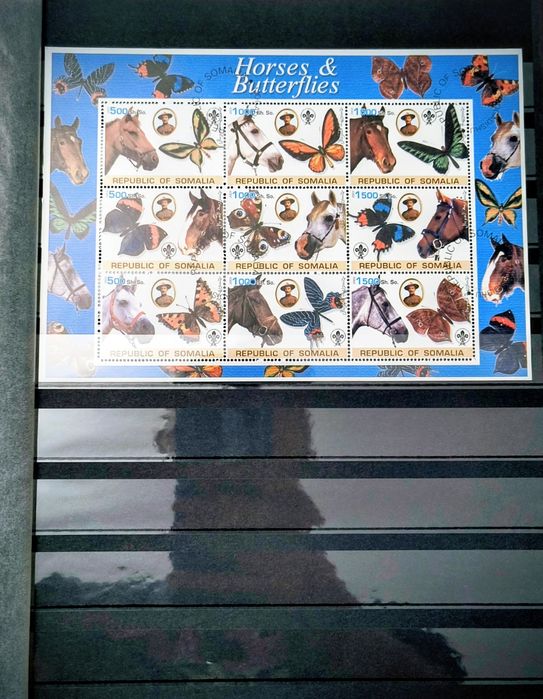 Clasor nou cu timbre deosebite animale