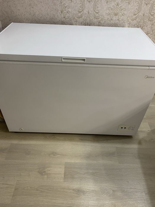 Морозильный ларь Midea