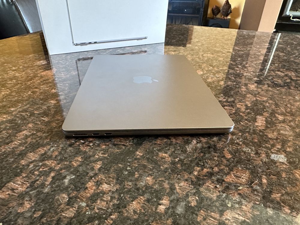 Macbook Air M3 512gb