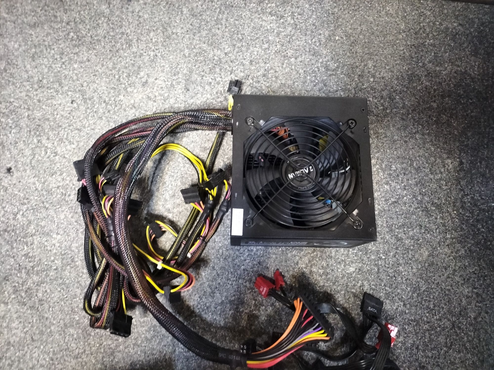 Surse PC  njoy synergy 500 bulk ,zalman zm-500lx
