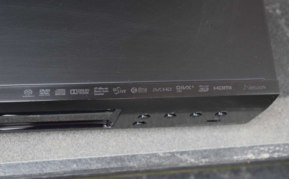 3D Blu-ray DVD/CD player Denon DBT-1713UD