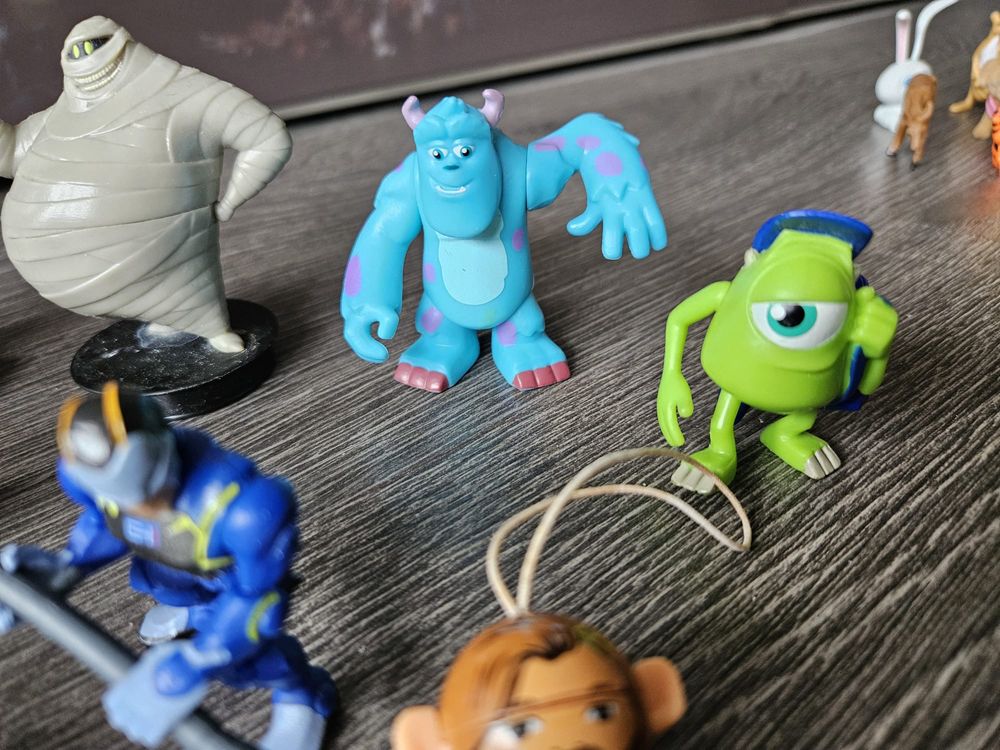 Фигурки различни/  Spider Man, КЕЧ , WWE , Winx, monster ,