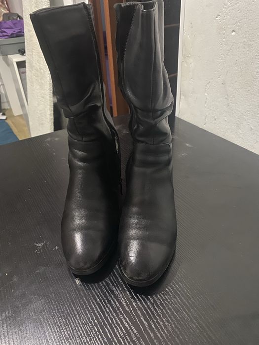 Тёплые женские зимние сапоги в хорошем состоянии