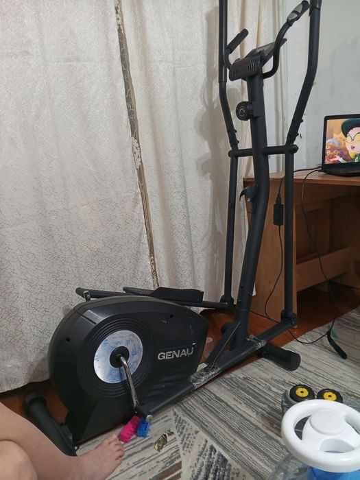 Продам тренажёр эллипс