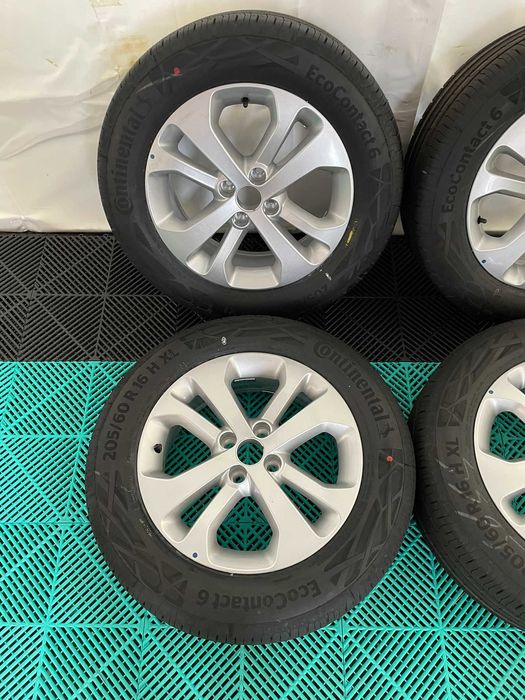 Jante noi cu anvelope noi vara 205 60 R16 Logan Sandero Jogger Clio