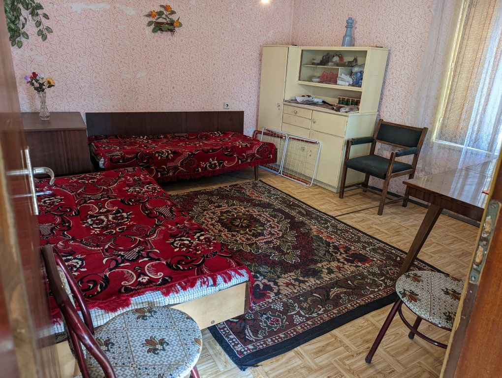 Продавам къща с двор 1530кв.м с. Стара река