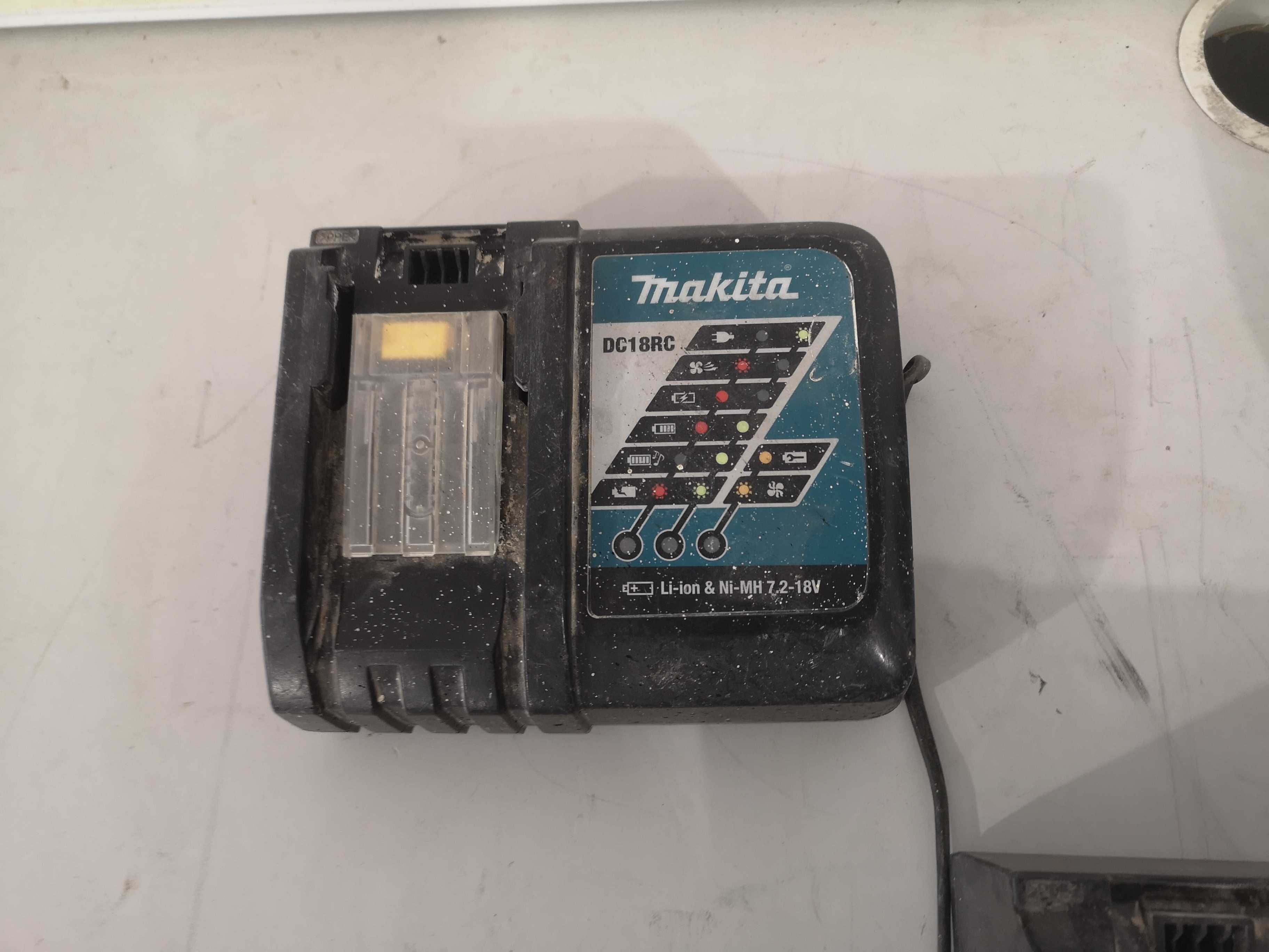 Зарядни - Makita DC18RC / 18V