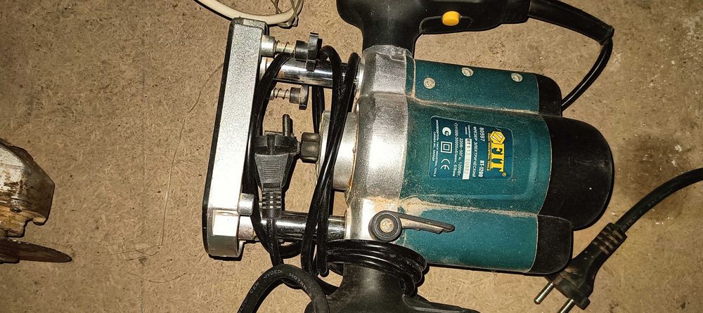 Продам фрезер хороший