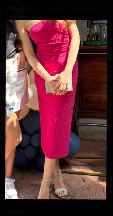 Цикламена бандажна рокля по тялото