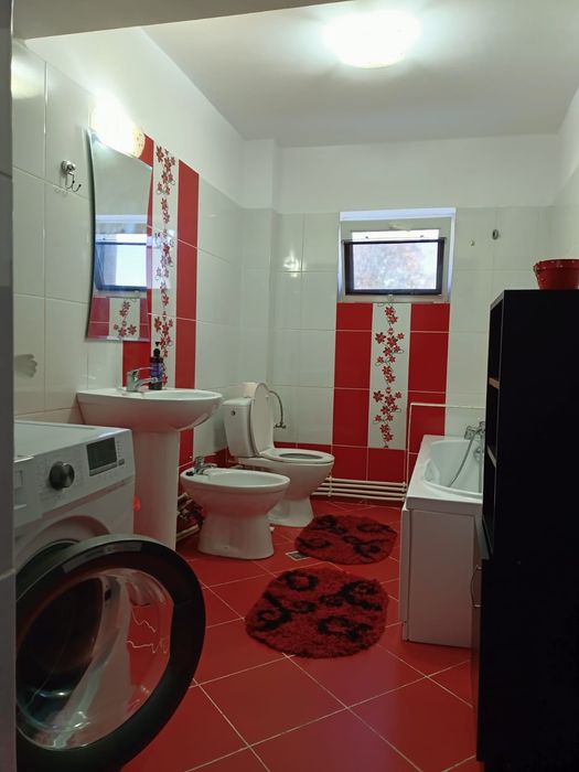 Vând apartament Valea Lupului