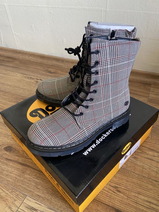 Dockers- номер 39